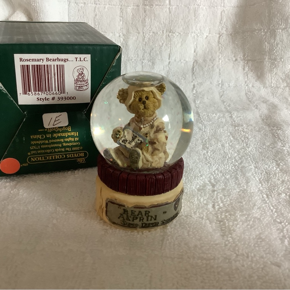 Boyd’s Bears- Rosemary Bearhugs